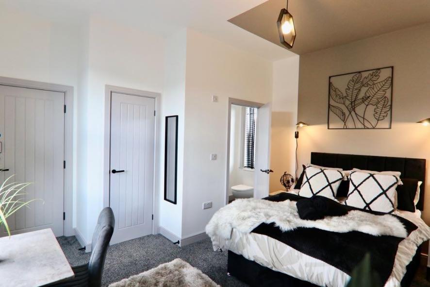Hôtel Sophisticated Silcoates à Wakefield Extérieur photo